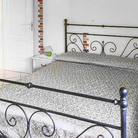 Appartamento 1 Bedroom Pet Friendly In *